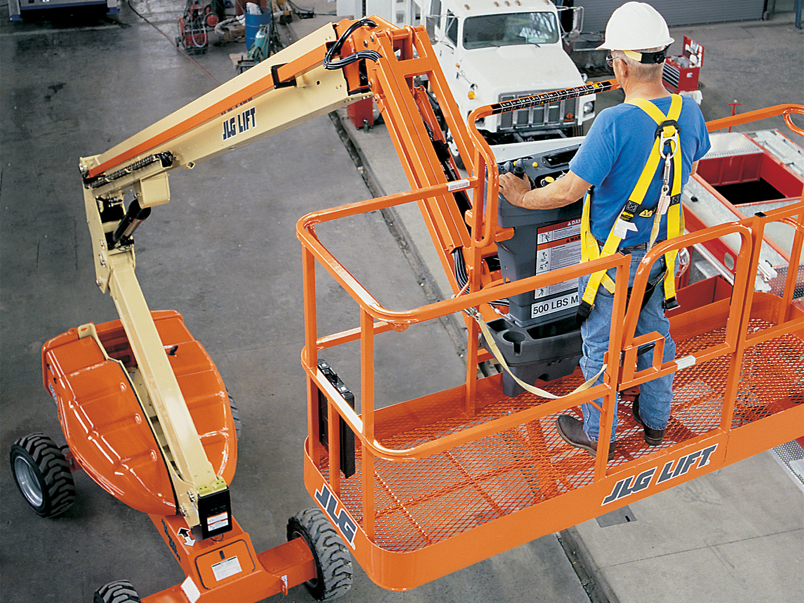 Access Equipment in Doha Qatar