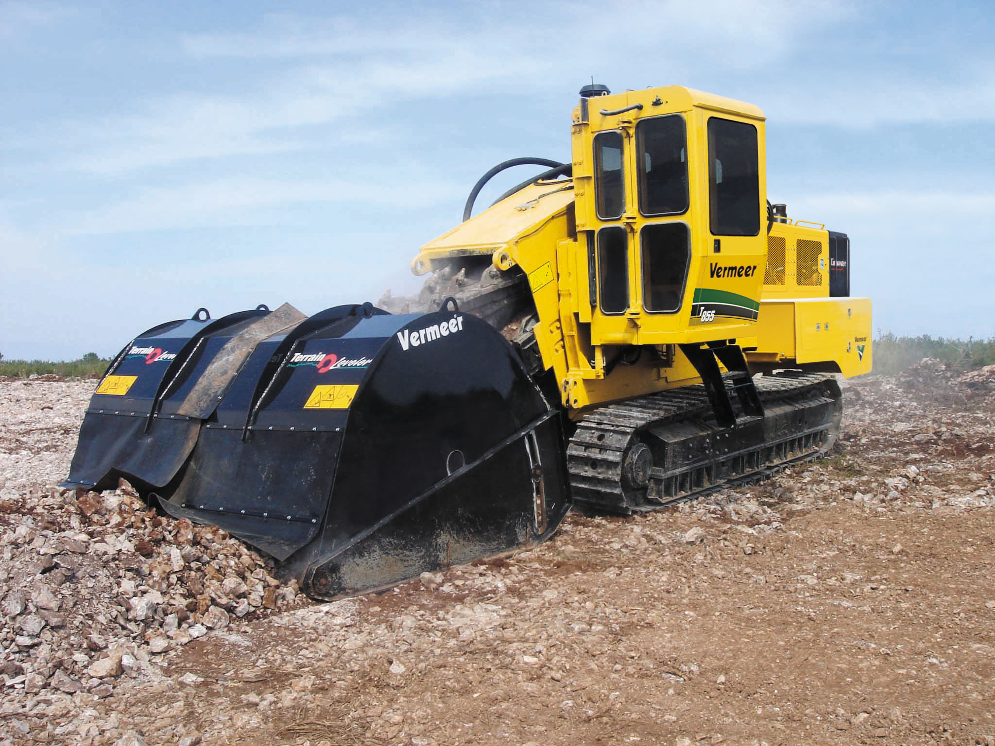 trench diggers in Doha Qatar